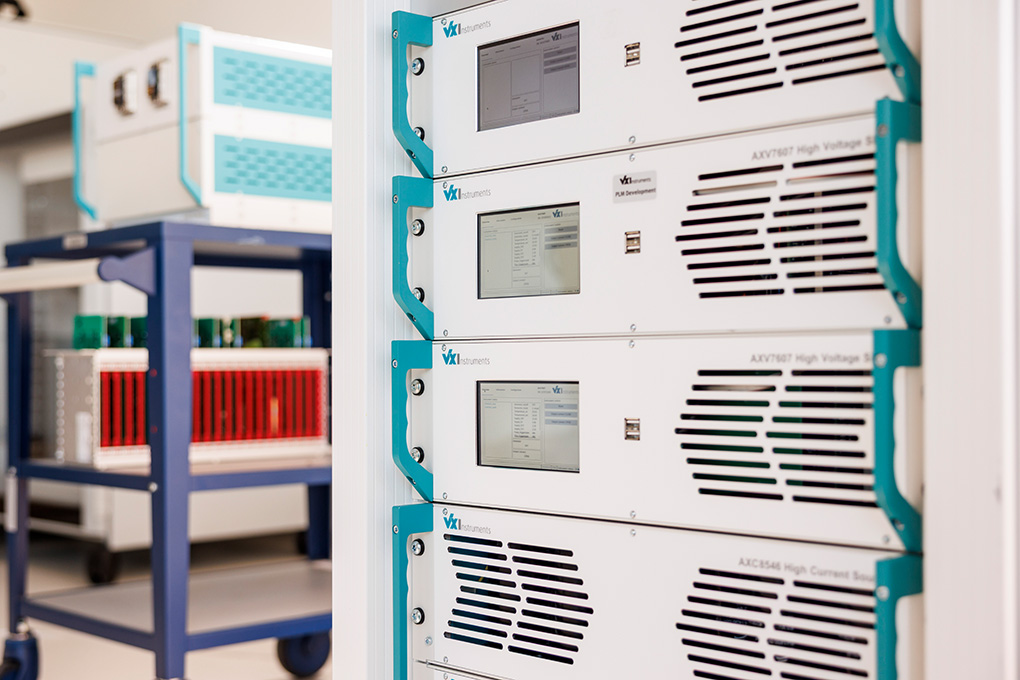 High Power Semiconductor Test systems by VX Instruments